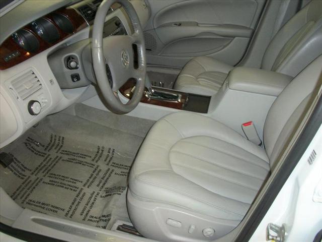 Buick Lucerne 2008 photo 3