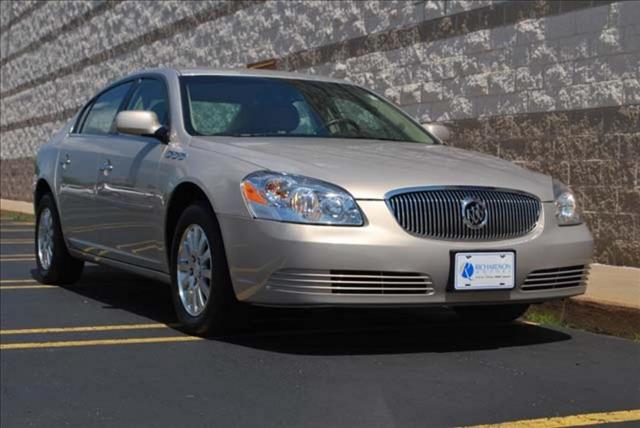 Buick Lucerne 2008 photo 2