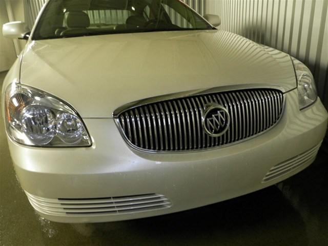 Buick Lucerne 2008 photo 2