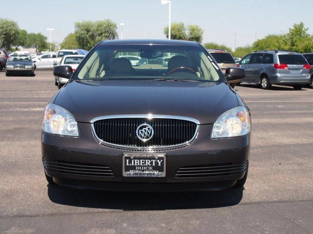 Buick Lucerne 2008 photo 1