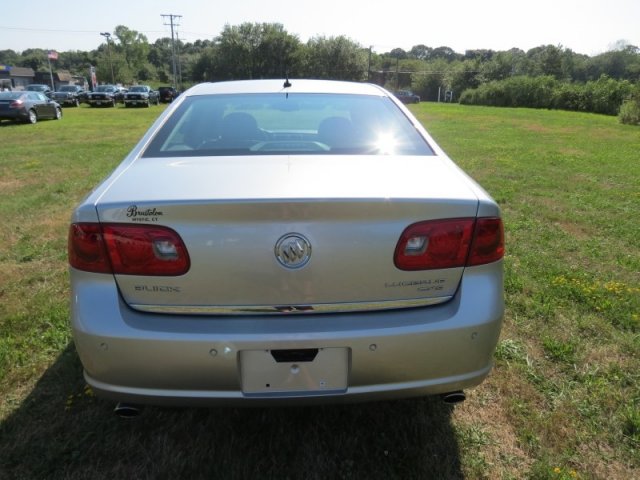 Buick Lucerne 2008 photo 2