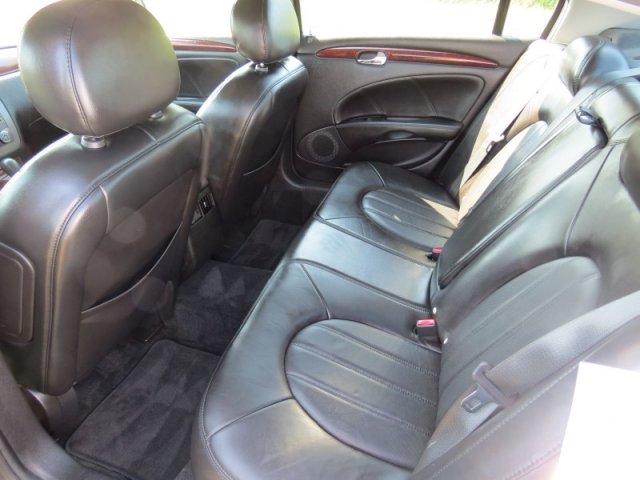 Buick Lucerne 2008 photo 4