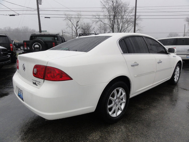 Buick Lucerne 2008 photo 2