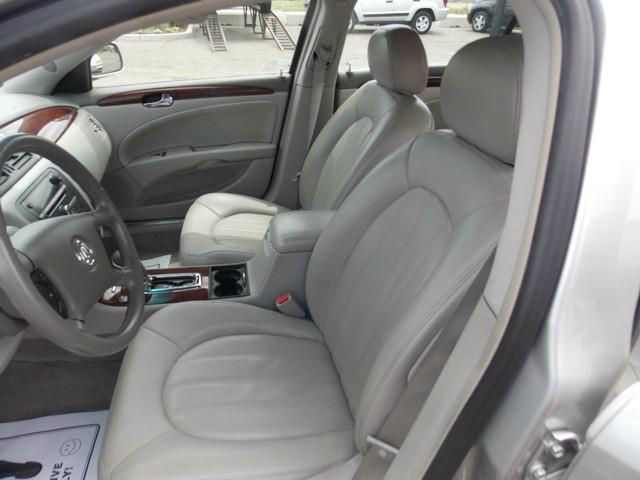 Buick Lucerne 2008 photo 2