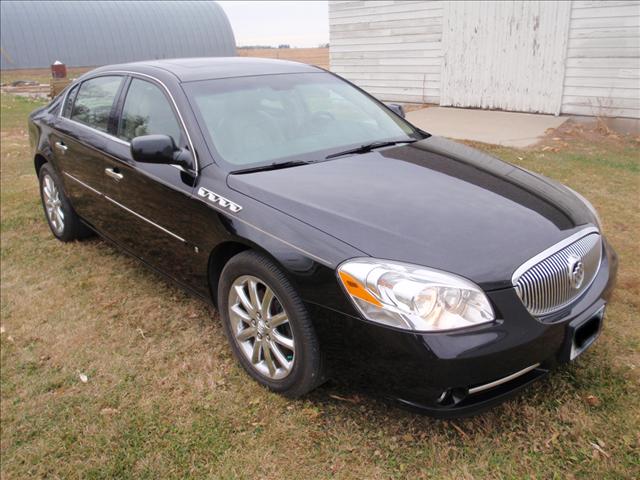 Buick Lucerne GL Sedan 4D Sedan