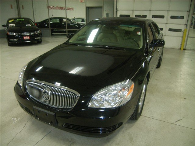 Buick Lucerne 2008 photo 2