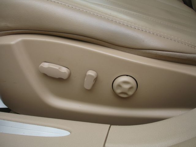 Buick Lucerne 2009 photo 19