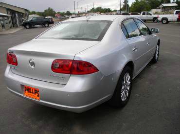 Buick Lucerne 2009 photo 1