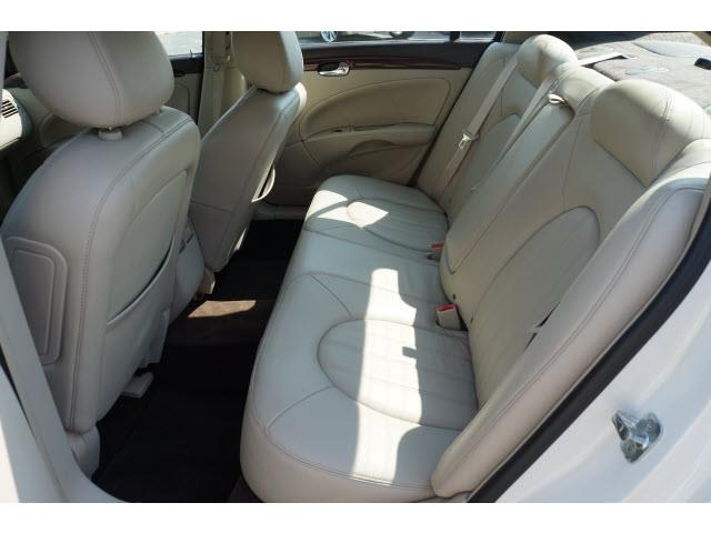 Buick Lucerne 2009 photo 1