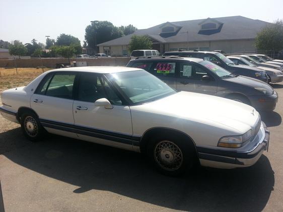 Buick Park Avenue 1992 photo 1