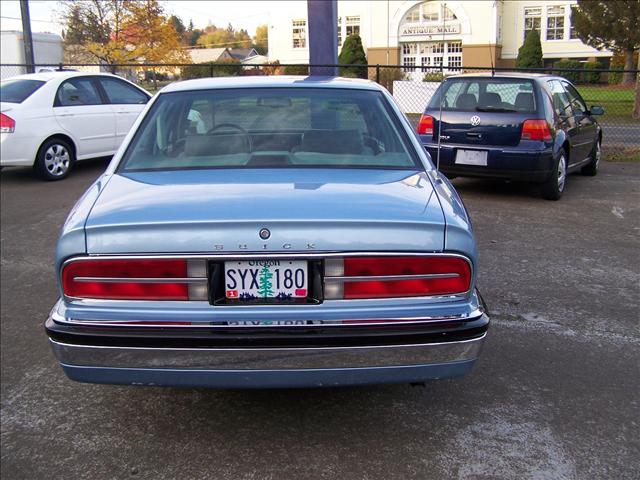 Buick Park Avenue 1992 photo 5