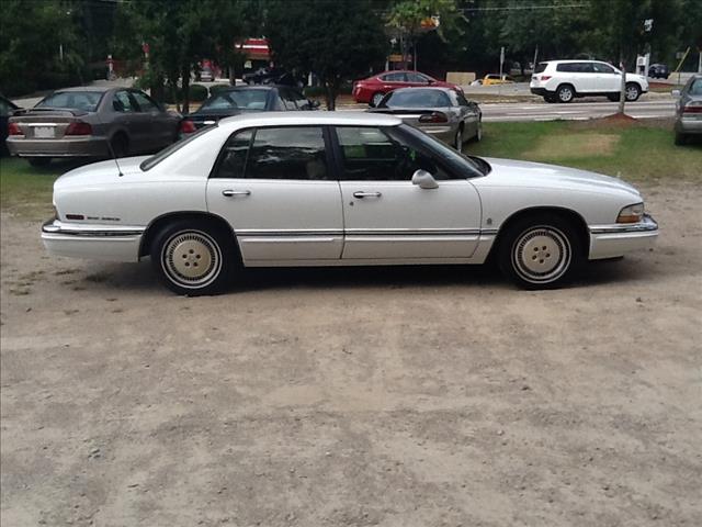 Buick Park Avenue 1994 photo 4