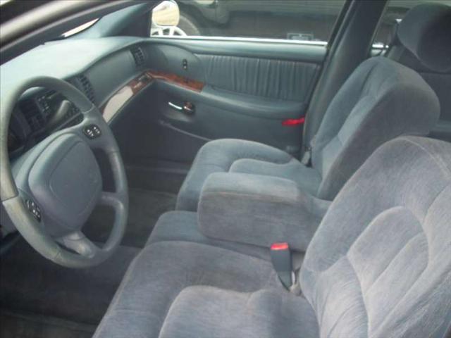 Buick Park Avenue 1998 photo 2