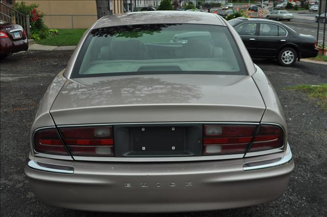 Buick Park Avenue 1999 photo 3