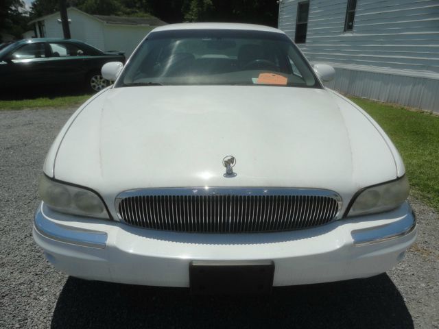 Buick Park Avenue 2000 photo 3