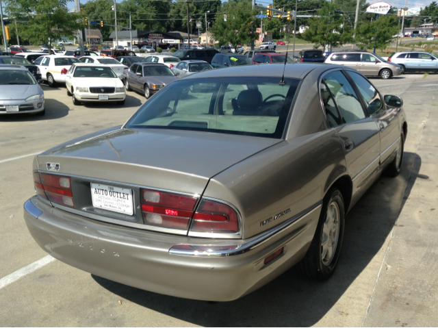 Buick Park Avenue 2001 photo 1