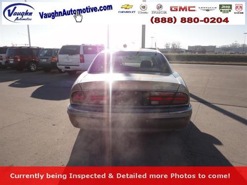 Buick Park Avenue 2001 photo 3