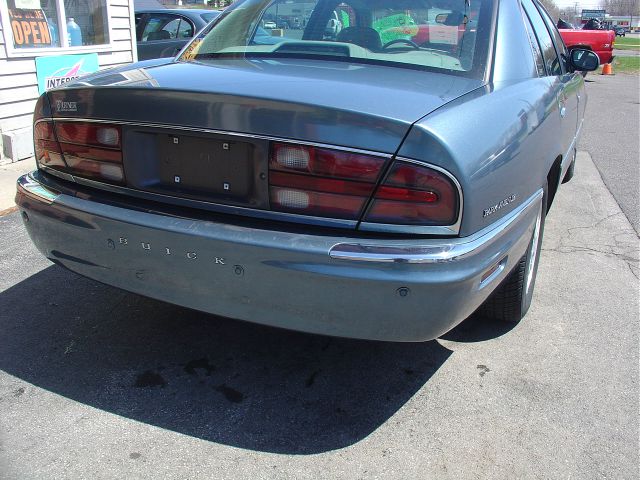 Buick Park Avenue 2001 photo 3