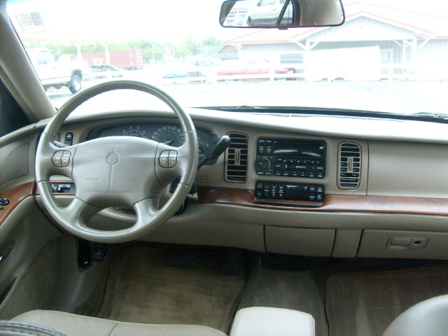 Buick Park Avenue 2001 photo 1