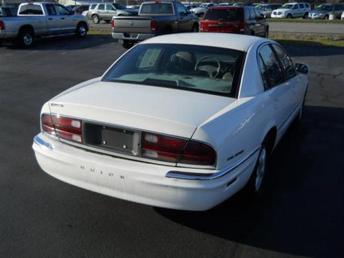 Buick Park Avenue 2001 photo 3