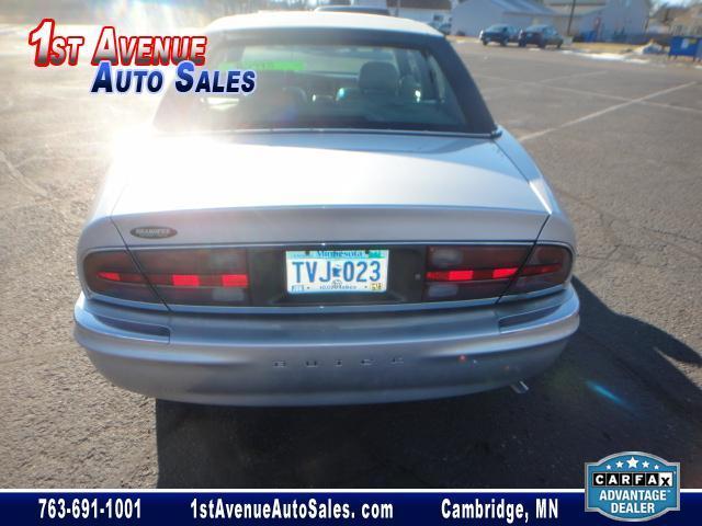 Buick Park Avenue 2001 photo 3