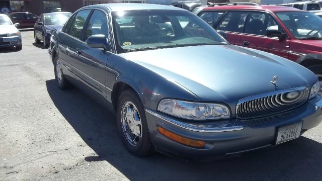 Buick Park Avenue 2002 photo 1