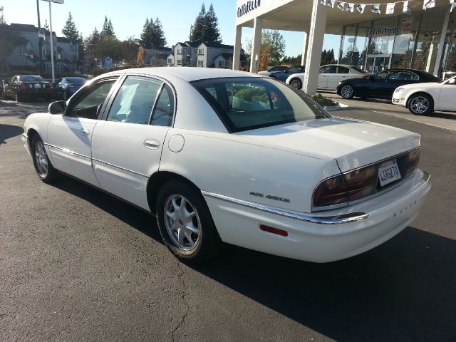 Buick Park Avenue 2002 photo 3