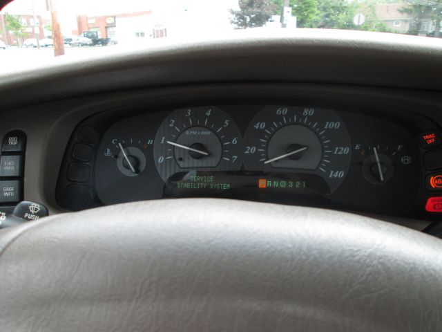 Buick Park Avenue 2003 photo 11