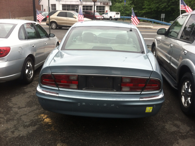 Buick Park Avenue 2003 photo 2