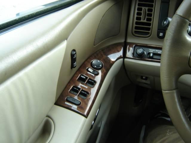 Buick Park Avenue 2004 photo 5