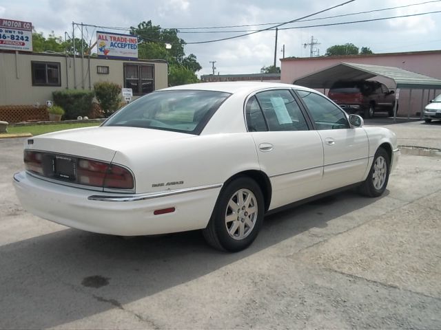 Buick Park Avenue 2004 photo 16