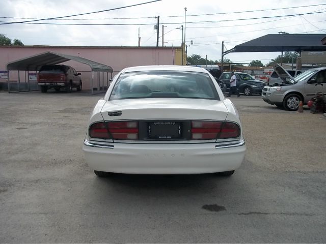 Buick Park Avenue 2004 photo 17