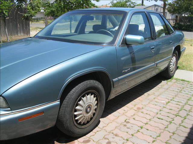 Buick REGAL 14 Box MPR Sedan