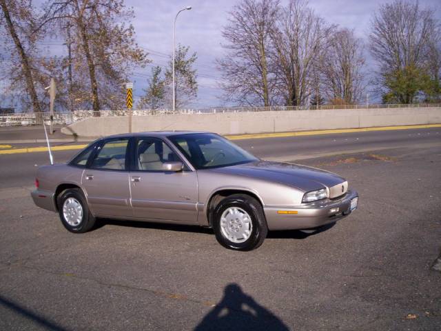 Buick REGAL 1996 photo 3