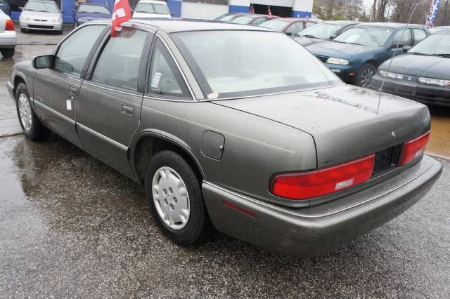 Buick REGAL 1996 photo 1