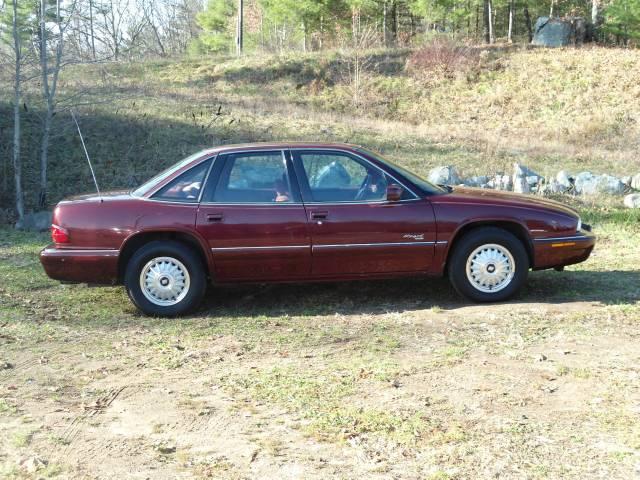 Buick REGAL 1996 photo 2