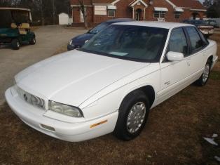 Buick REGAL 1996 photo 2