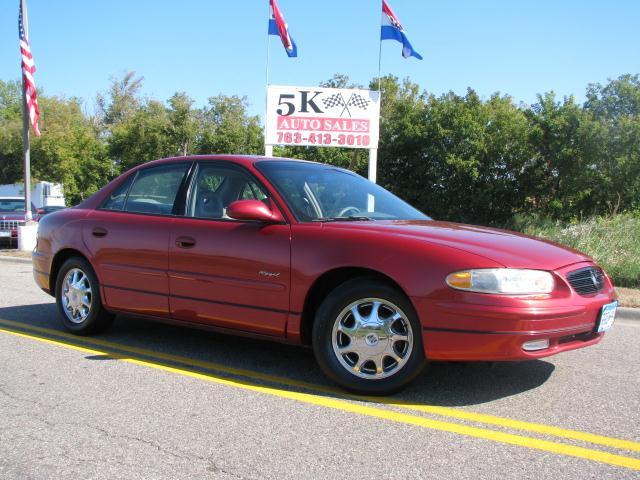 Buick REGAL XLS Sedan