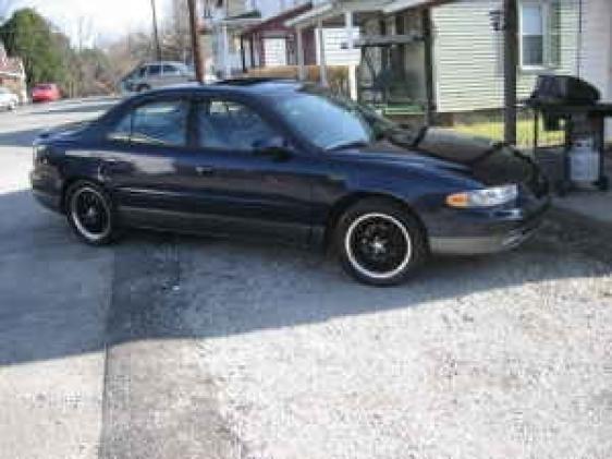 Buick REGAL XLS Sedan