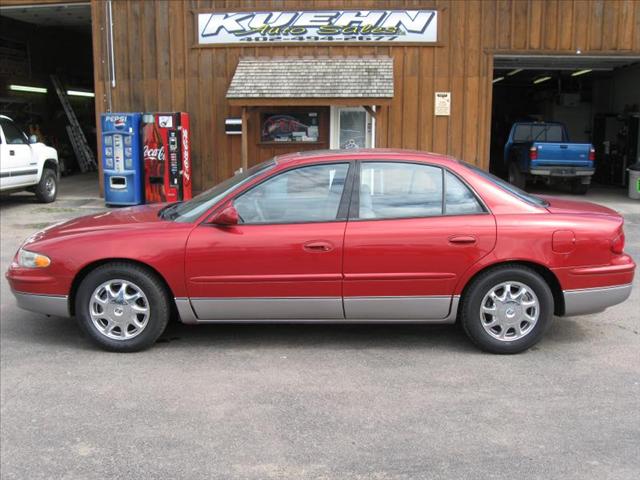 Buick REGAL XLS Sedan