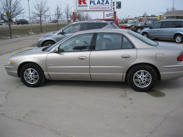 Buick REGAL Sedan I4 CVT 2.0 S Sedan