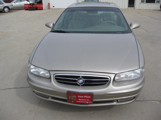 Buick REGAL 1999 photo 2