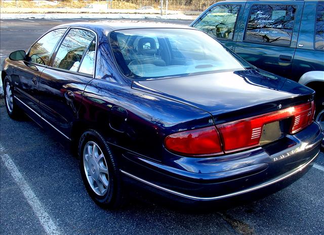 Buick REGAL 2.0S CVT Sedan