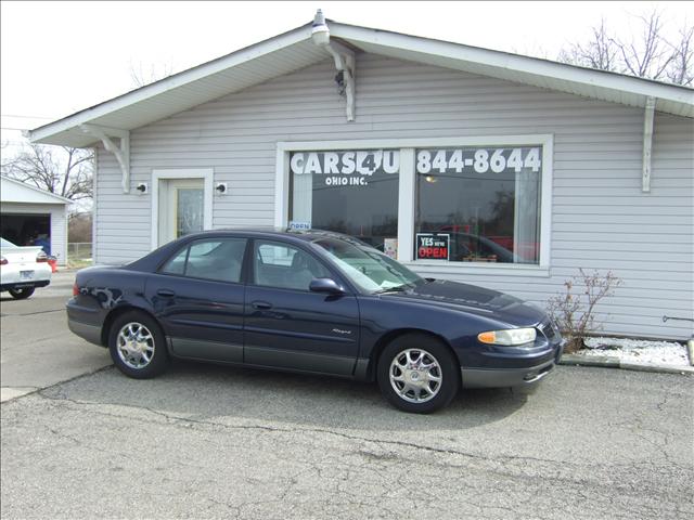 Buick REGAL XLS Sedan