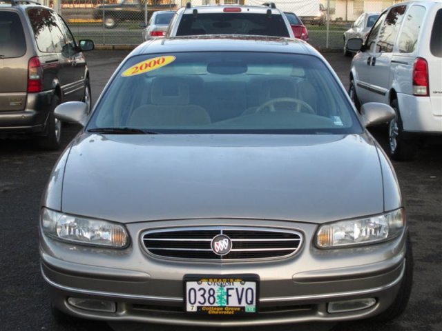 Buick REGAL 2000 photo 3