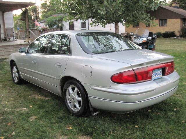 Buick REGAL 2001 photo 2