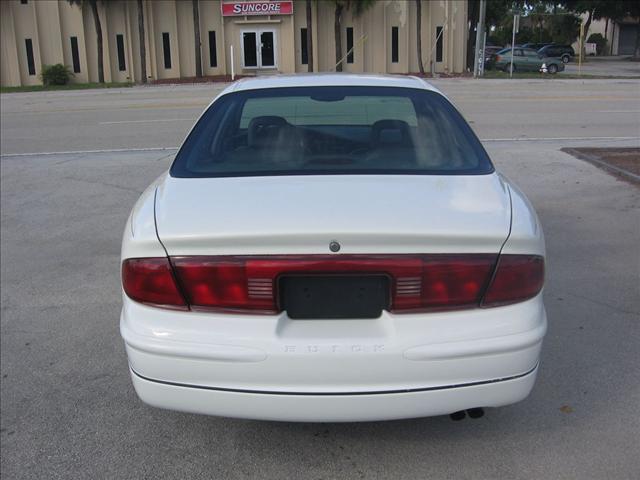 Buick REGAL 2001 photo 2