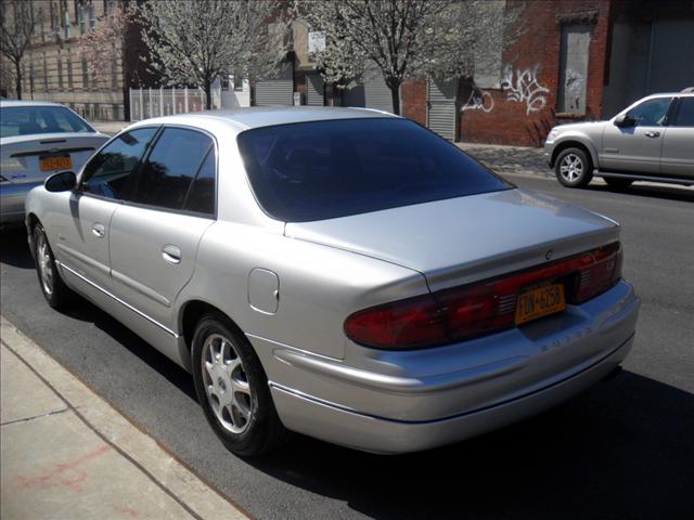 Buick REGAL Unknown Sedan