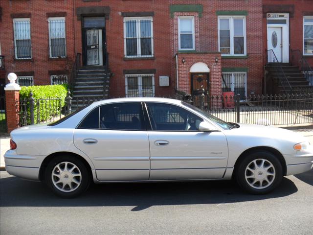 Buick REGAL 2001 photo 2