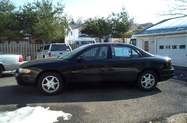 Buick REGAL 2001 photo 1